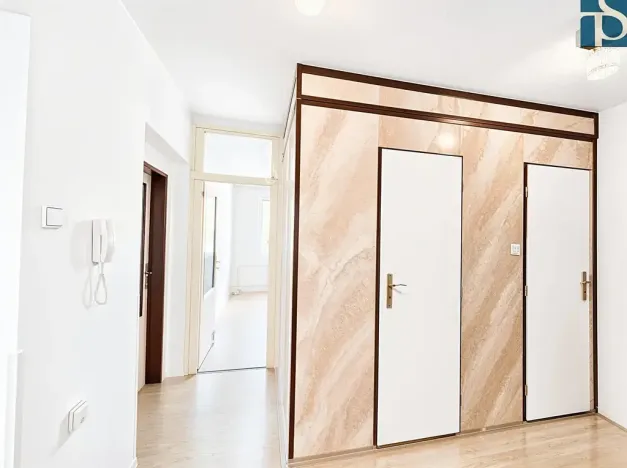 Prodej bytu 3+1, Praha - Točná, K Závorám, 75 m2