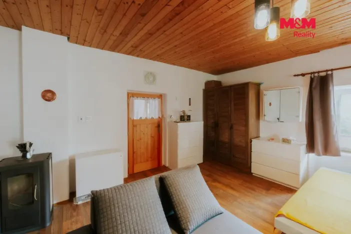 Prodej chalupy, Kadov - Lnářský Málkov, 250 m2