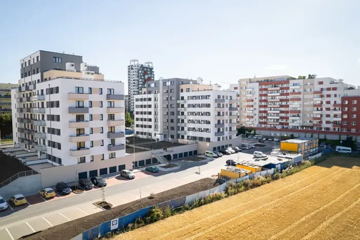 Pronájem bytu 1+kk, Praha - Hlubočepy, Fabiánové, 29 m2