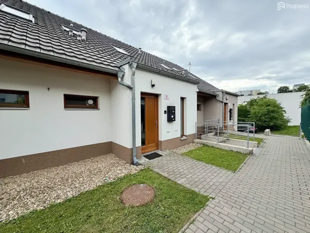 Pronájem bytu 3+kk, Brno, Chmelnice, 61 m2