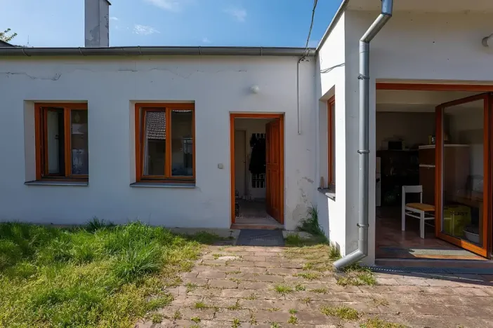 Prodej rodinného domu, Ovčáry, 160 m2