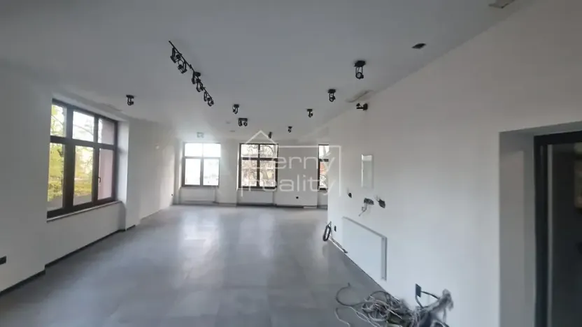 Pronájem obchodního prostoru, Hronov, Hostovského, 120 m2