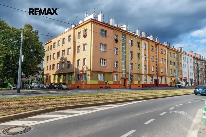 Prodej bytu 2+kk, Praha - Strašnice, Černokostelecká, 52 m2