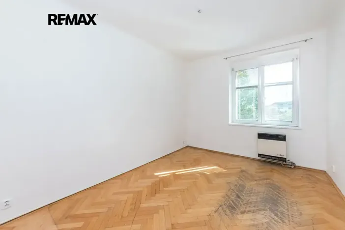 Prodej bytu 2+kk, Praha - Strašnice, Černokostelecká, 52 m2