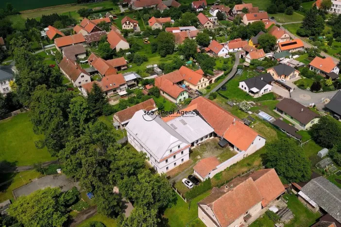Prodej výrobních prostor, Hrušová, 1100 m2