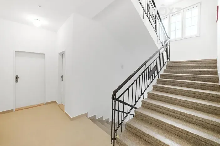 Prodej bytu 2+kk, Praha - Záběhlice, U zákrutu, 27 m2