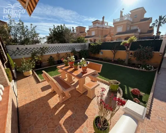 Prodej rodinného domu, Algorfa - La Finca Golf, Alicante, Španělsko, 180 m2