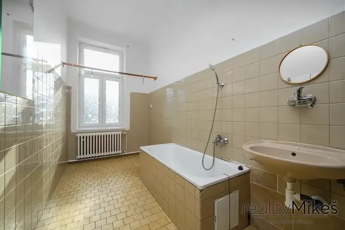 Pronájem bytu 4+1, Jablonec nad Nisou, SNP, 159 m2