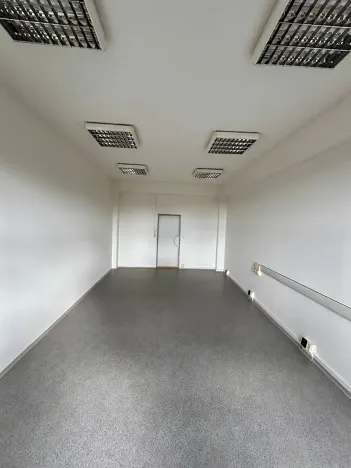 Pronájem kanceláře, Praha - Černý Most, Bryksova, 28 m2
