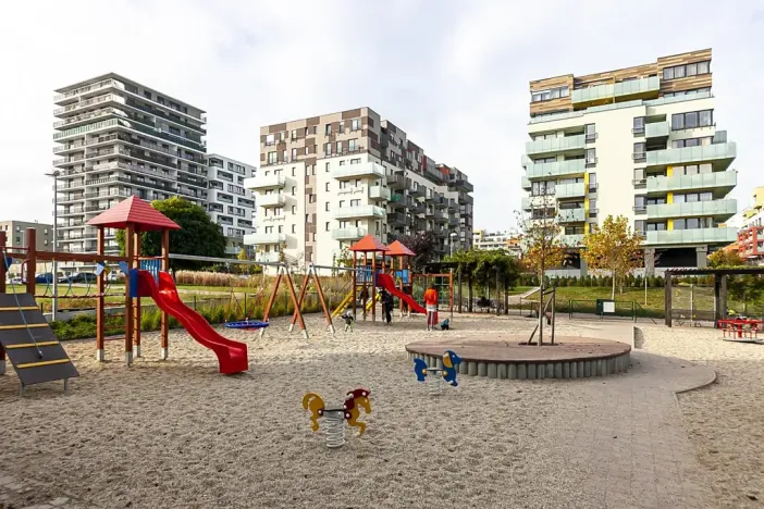 Prodej bytu 2+1, Praha, Bessemerova, 52 m2