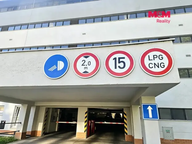 Prodej garážového stání, Brno - Žabovřesky, Voroněžská, 14 m2