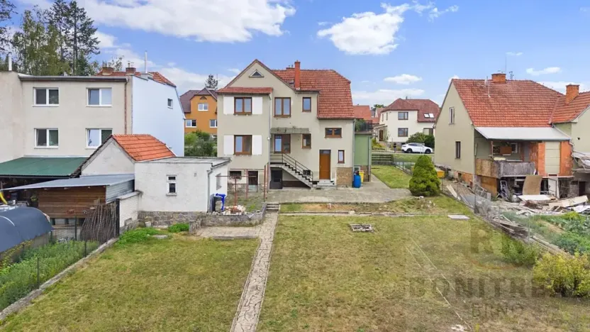 Prodej rodinného domu, Černá Hora, Budovatelská, 267 m2