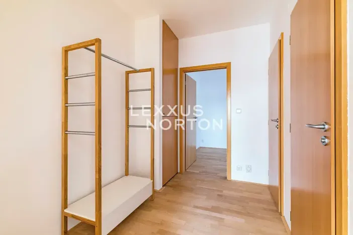 Pronájem atypického bytu, Praha - Vinohrady, Mánesova, 90 m2
