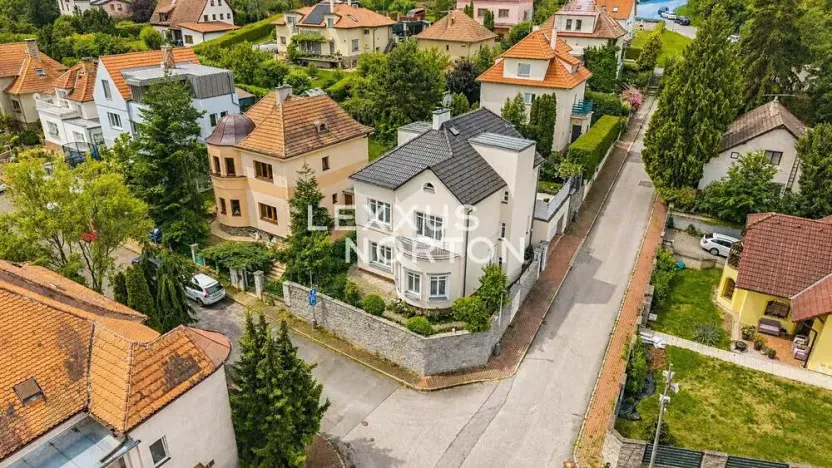 Prodej vily, Praha - Velká Chuchle, Strmý vrch, 289 m2