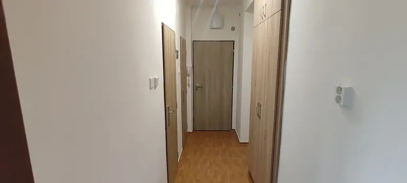 Pronájem bytu 2+1, Cheb, Kasární náměstí, 56 m2