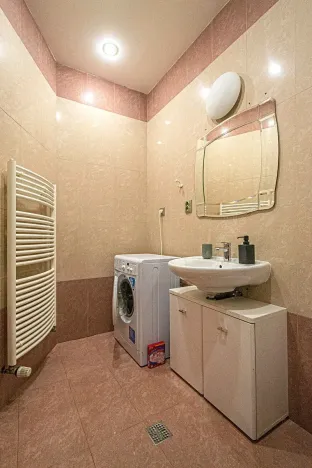 Prodej kanceláře, Praha - Vinohrady, Balbínova, 72 m2