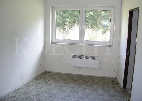 Prodej obchodního prostoru, Cheb - Háje, 70 m2