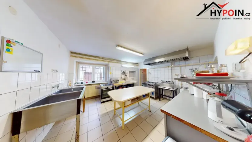 Prodej restaurace, Kvasiny, 550 m2