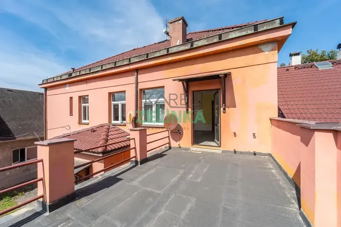 Prodej rodinného domu, Tlustice, 511 m2