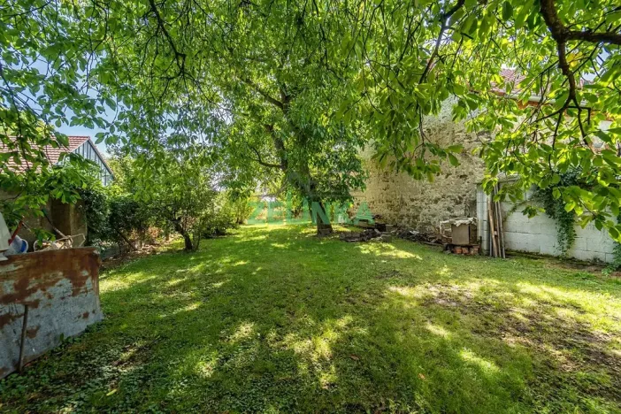 Prodej rodinného domu, Tlustice, 511 m2