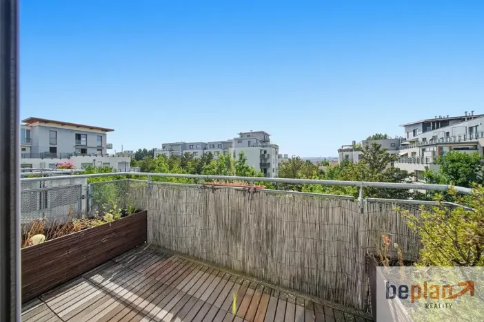 Pronájem bytu 2+kk, Praha - Malešice, Univerzitní, 63 m2