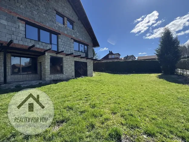 Prodej rodinného domu, Jesenný, 270 m2