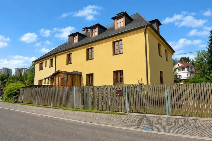 Pronájem bytu 4+1, Liberec, Frimlova, 100 m2