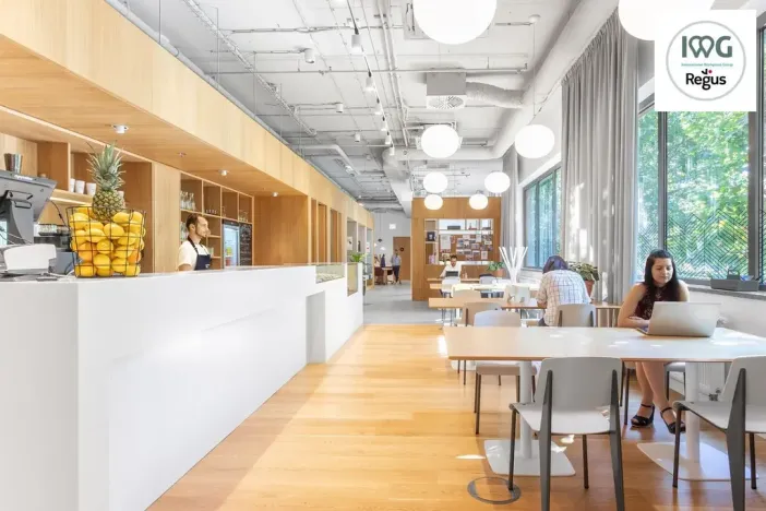 Pronájem kanceláře, Praha - Karlín, Rohanské nábřeží, 110 m2
