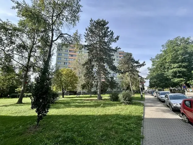Prodej bytu 1+kk, Hradec Králové, Třebechovická, 35 m2