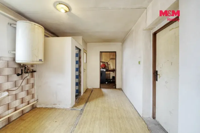 Prodej výrobních prostor, Bohy, 152 m2