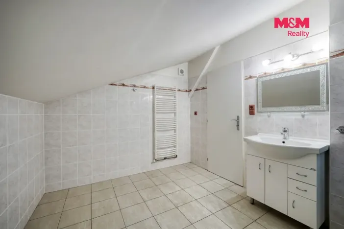 Prodej výrobních prostor, Bohy, 152 m2