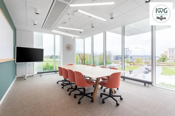 Pronájem kanceláře, Praha - Nusle, Pujmanové, 110 m2