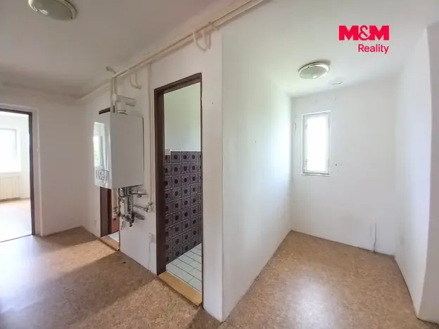 Pronájem bytu 3+1, Karlovy Vary - Rybáře, Počernická, 78 m2