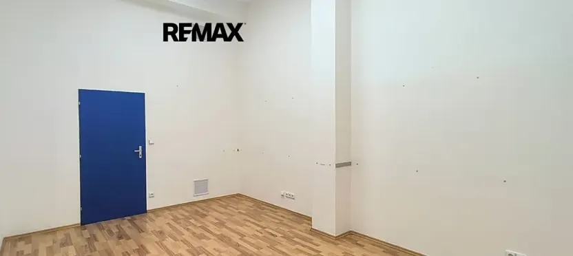 Pronájem kanceláře, Praha - Kobylisy, Horňátecká, 19 m2