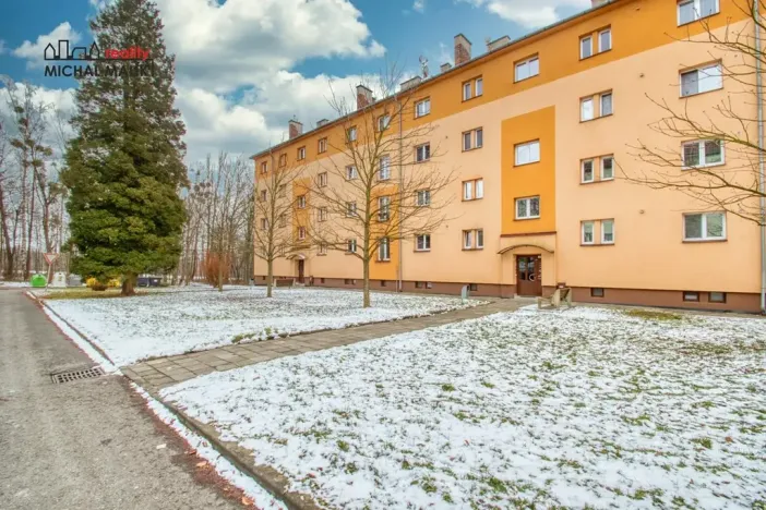 Pronájem bytu 2+1, Hranice, Cementářské sídliště, 56 m2