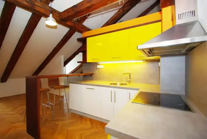 Pronájem atypického bytu, Praha - Smíchov, Viktora Huga, 164 m2