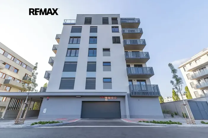 Pronájem bytu 2+kk, Praha - Hlubočepy, Divíškové, 53 m2