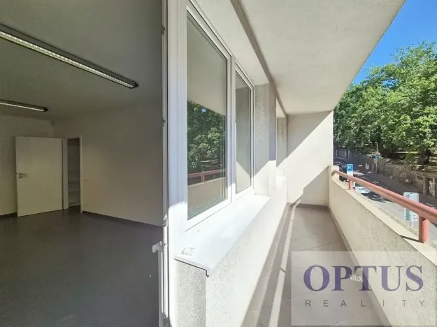 Pronájem kanceláře, Praha - Smíchov, U Demartinky, 106 m2