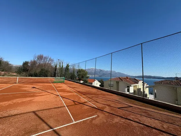 Prodej bytu 3+kk, Herceg Novi, Černá Hora, 89 m2