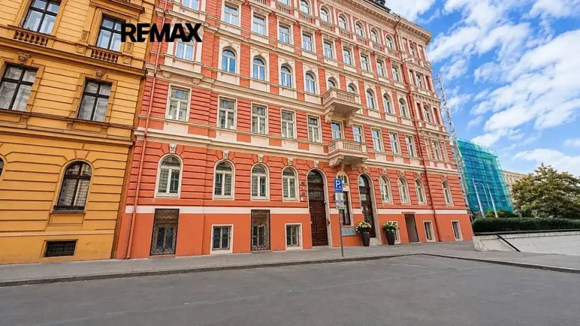 Pronájem restaurace, Praha - Nové Město, Koubkova, 159 m2