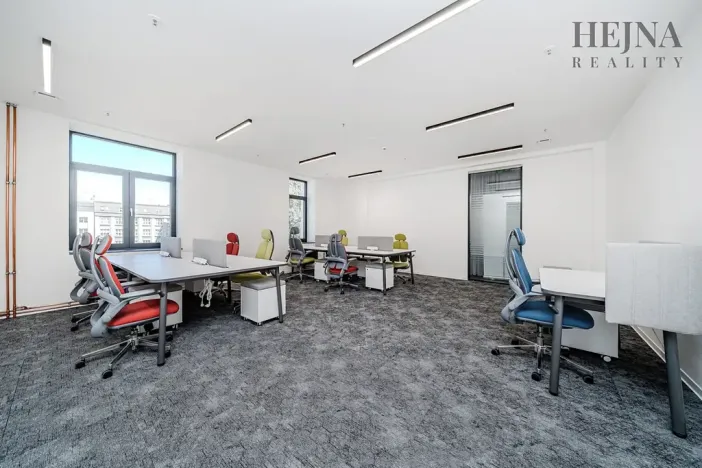Pronájem kanceláře, Ostrava, náměstí Dr. E. Beneše, 26 m2