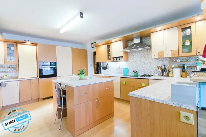 Prodej vícegeneračního domu, Staré Město, 144 m2