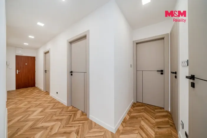 Prodej bytu 3+kk, Ostrava - Poruba, Aleše Hrdličky, 66 m2