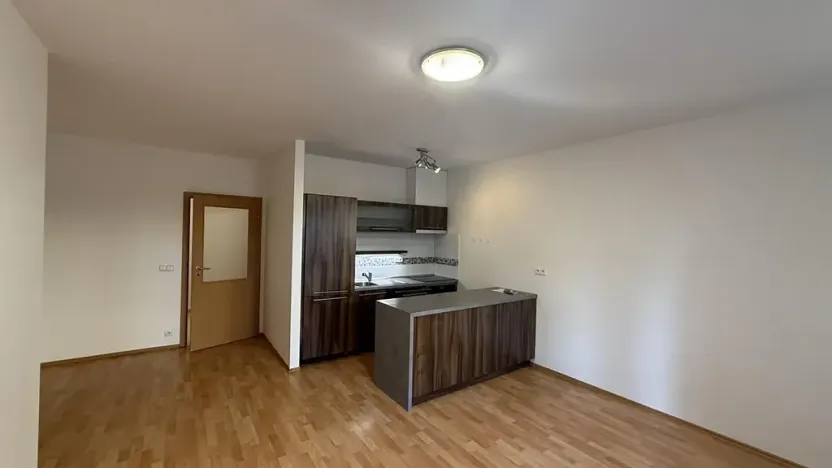 Pronájem bytu 2+kk, Hradec Králové, Ve Stromovce, 59 m2