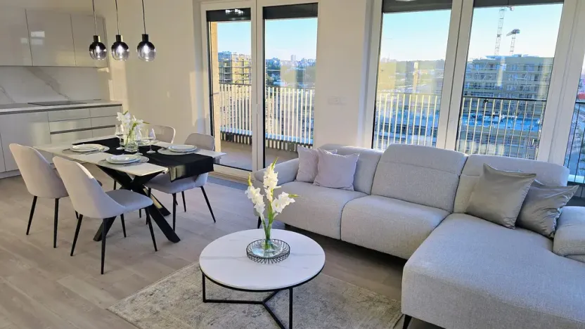 Pronájem bytu 2+kk, Praha - Hloubětín, Poděbradská, 67 m2