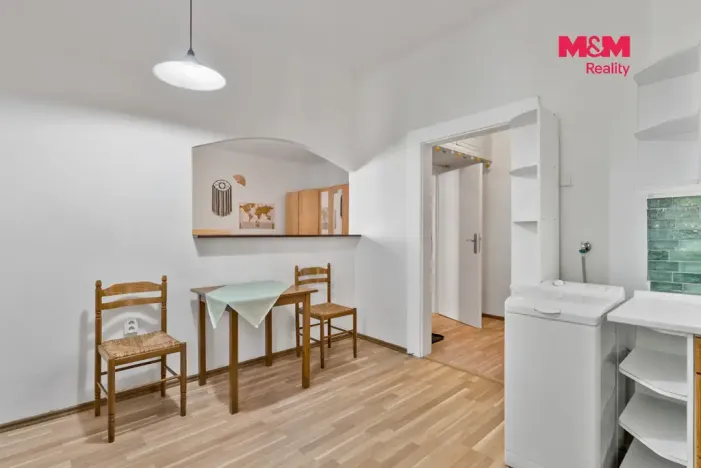 Prodej bytu 1+1, Praha - Holešovice, Osadní, 41 m2