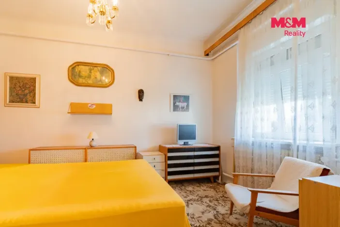 Prodej bytu 4+1, Karlovy Vary - Bohatice, Jáchymovská, 102 m2