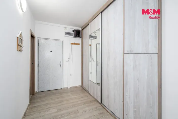 Prodej bytu 3+1, Ústí nad Labem - Severní Terasa, Jizerská, 69 m2