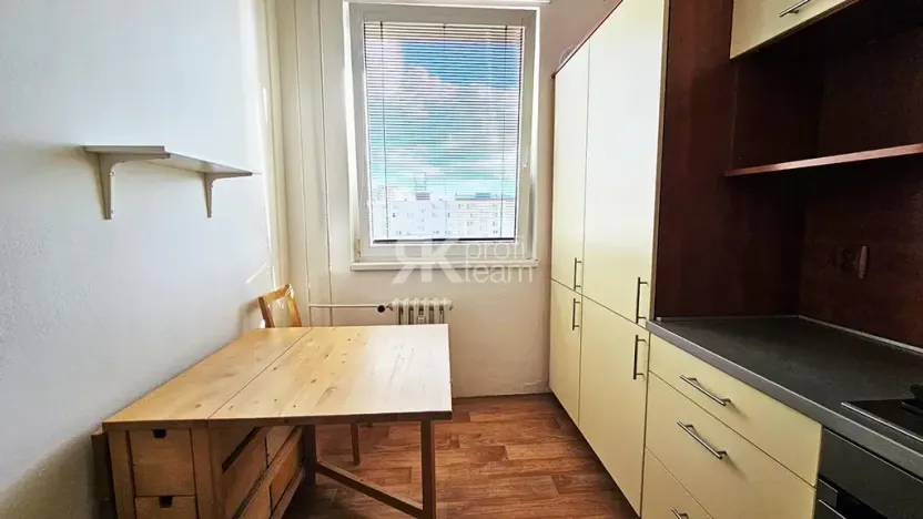 Pronájem bytu 2+1, Opava, Na Pastvisku, 44 m2