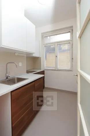 Pronájem bytu 2+1, Praha - Holešovice, Vinařská, 52 m2